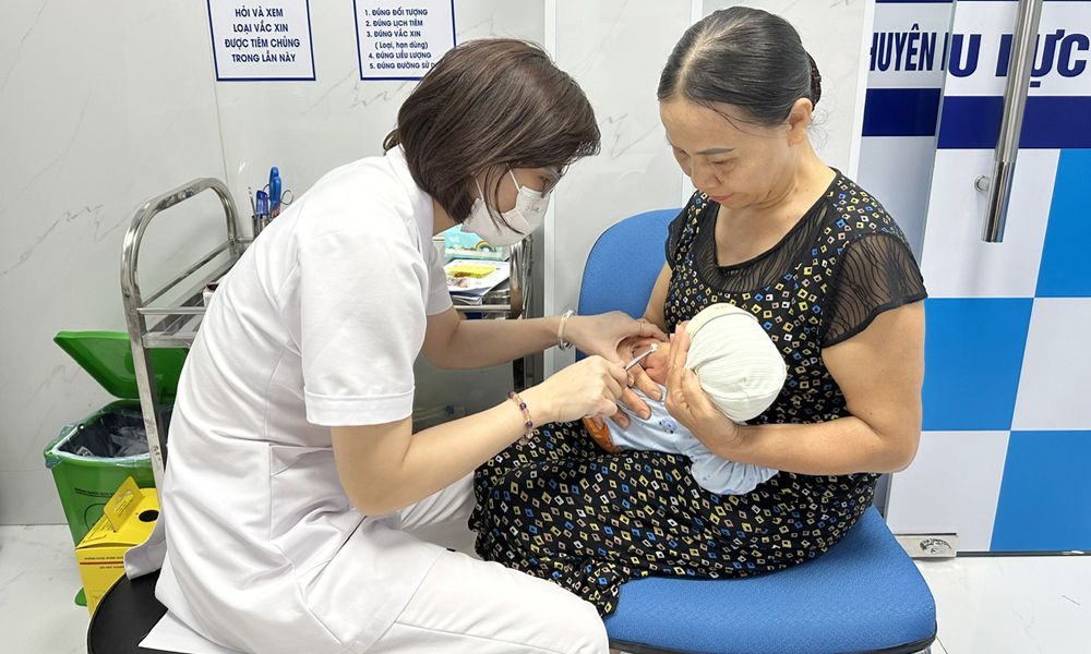 Chairman of Bac Giang Provincial People&#39;s Committee directed the urgent implementation of measures to prevent diphtheria epidemic